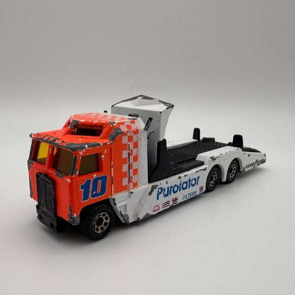 Vintage Matchbox Kenworth Cabover Racing Transporter 1983 S-1:90 (SKU: 379TO) - Picture 1 of 8